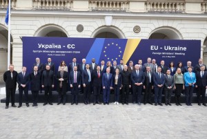 РАДА МІНІСТРІВ ЗАКОРДОННИХ СПРАВ ДЕРЖАВ-ЧЛЕНІВ ЄС У ЛЬВОВІ